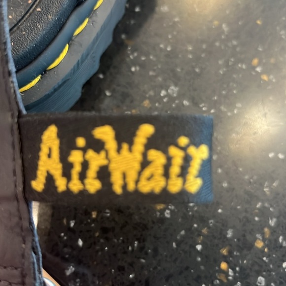 Women’s Size 6 Dr.Martens Black Sandals - Picture 7 of 9